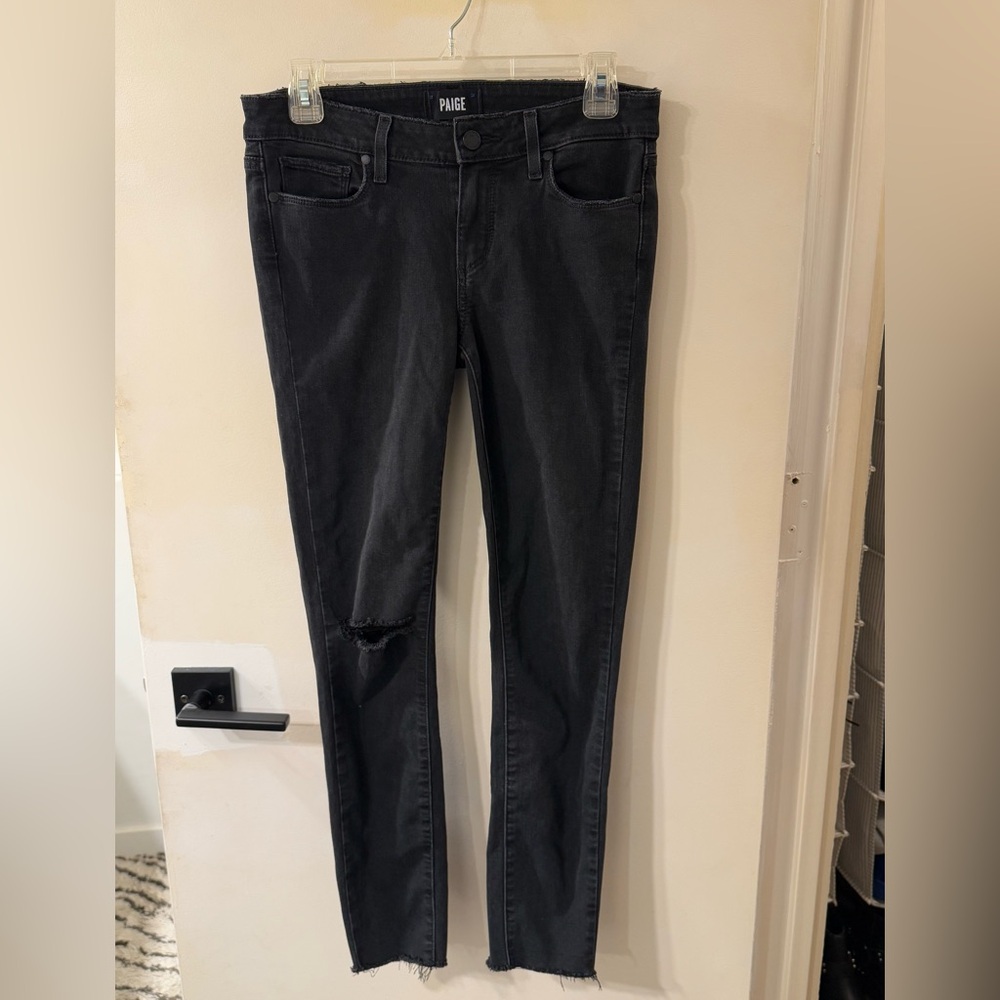 Paige Verdugo Ankle Skinny Jean in Pure Noir Destroy (27)